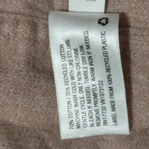 Universal thread shirt L - Picture 9 of 12